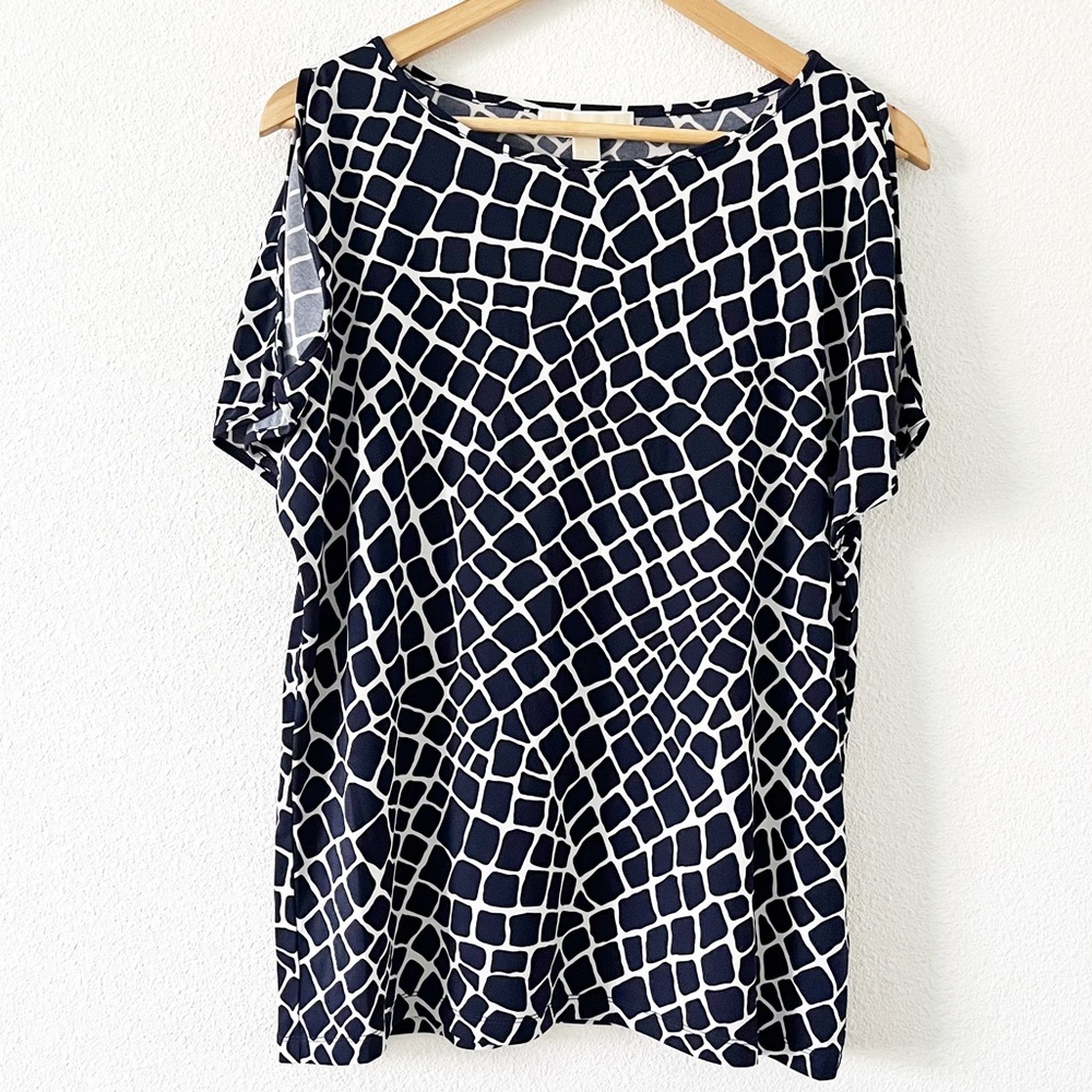 Michael Kors Geometrical Print Cold Shoulder Short Sleeve Top